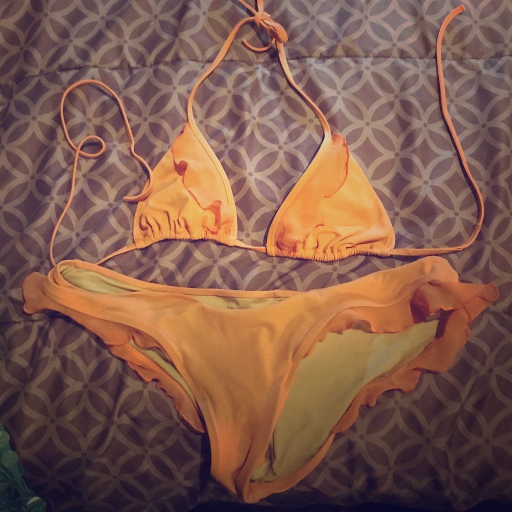 Victoria’s Secret bikini